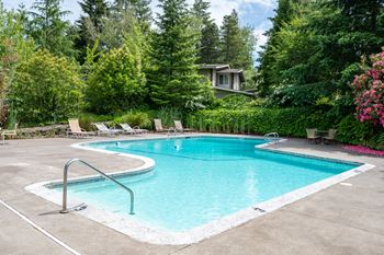 Seasonal pool